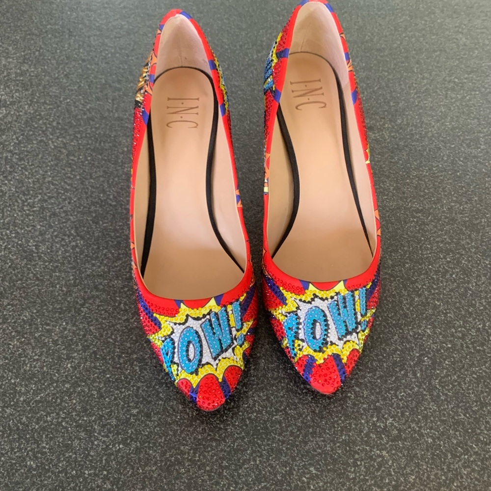 Comics shoes